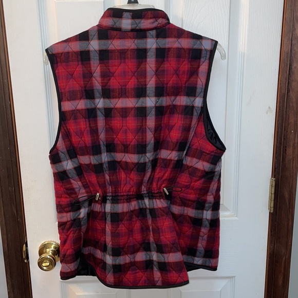 Zip Up Plaid Vest - Picture 3 of 5